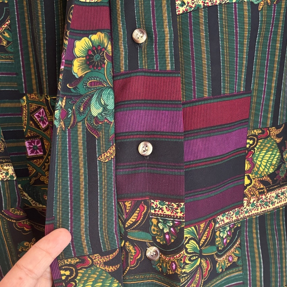 SMW Women’s Vintage Patchwork Button-Down Shirt – Green & Burgundy - Picture 8 of 14
